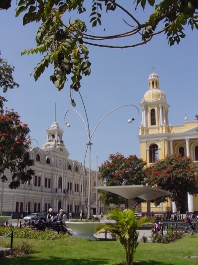 la plaza de armas de Chiclayo